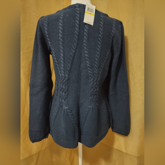 NWT (never worn) Women's CUPIO pullover navy sweater. Size Medium - Picture 3 of 5